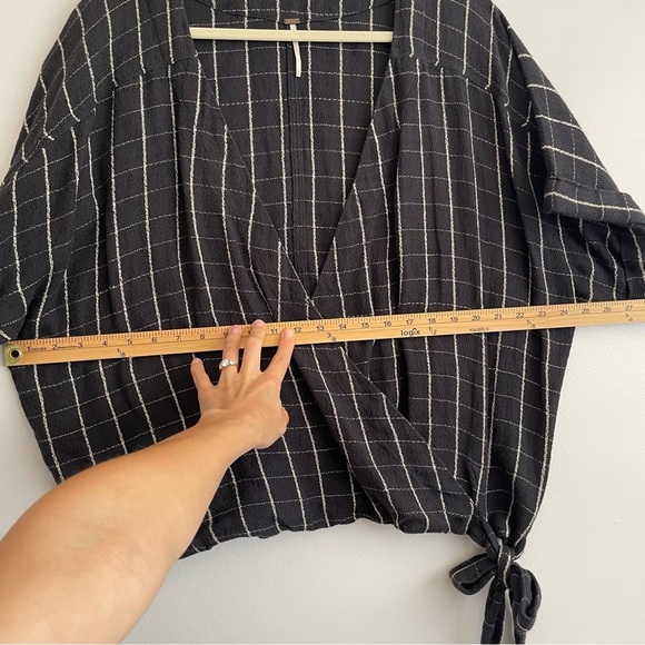Free People Made In The Shade Linen Wrap Top black white plaid large blouse soft - Picture 11 of 15